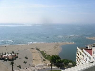 Appartement 3 chambres en 1ère ligne de mer à Empuriabrava