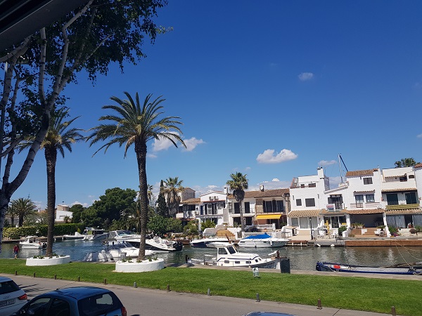 empuriabrava appartement 1 chambre vue canal